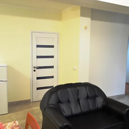 בית הארחה Henrietta - Violetta *