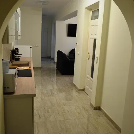 Henrietta - Violetta *